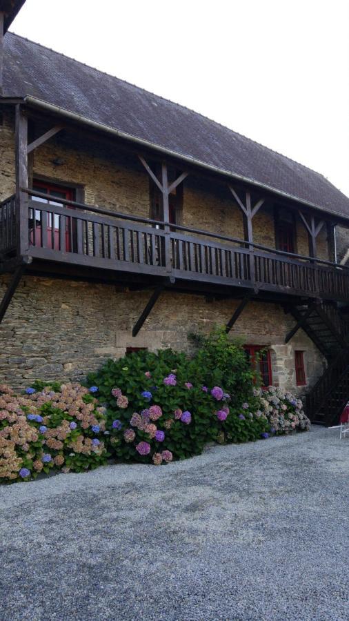 Chambre D'Hotes De La Gaudinais Ploermel Exterior photo